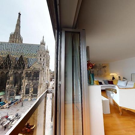 Chez Nadou- Exclusiv Loft At St Stephen Cathedral Vienna Appartement Buitenkant foto